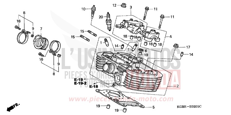 CULASSE DE CYLINDRE AR. de Shadow VT125C NOIR (NH1) de 2004